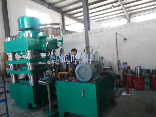 多沖旋轉(zhuǎn)壓片機(jī)的首要工作部件
